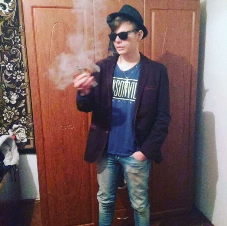  -,   , 25 ,   