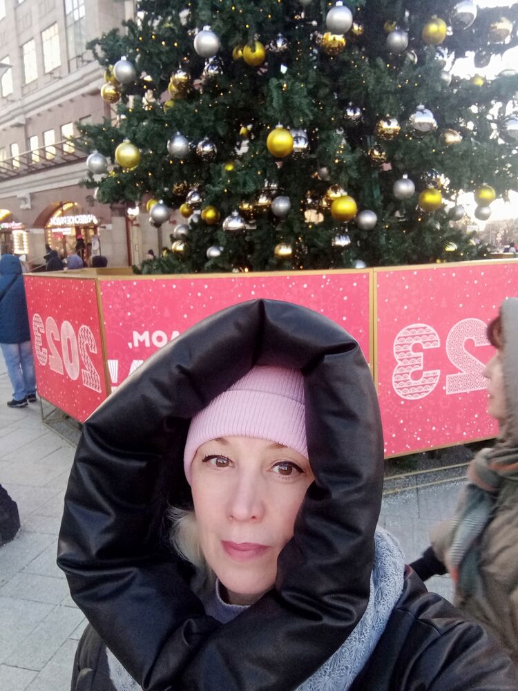  ,   , 52 ,   c 