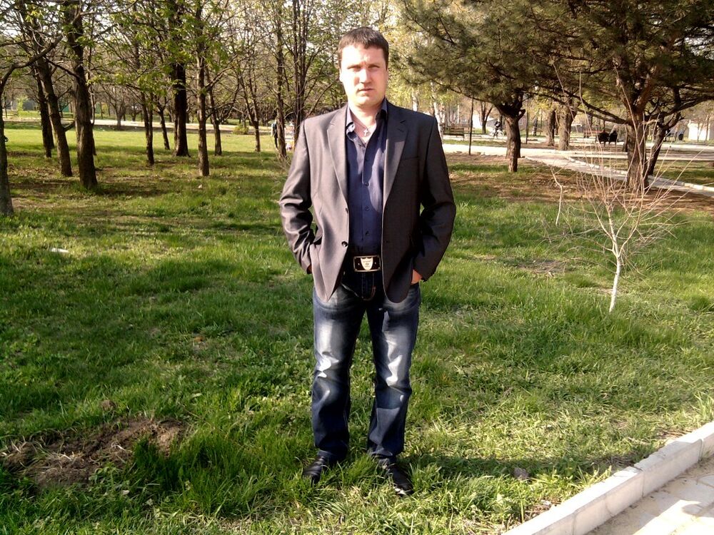  ,   Andrei, 49 ,   ,   , c 