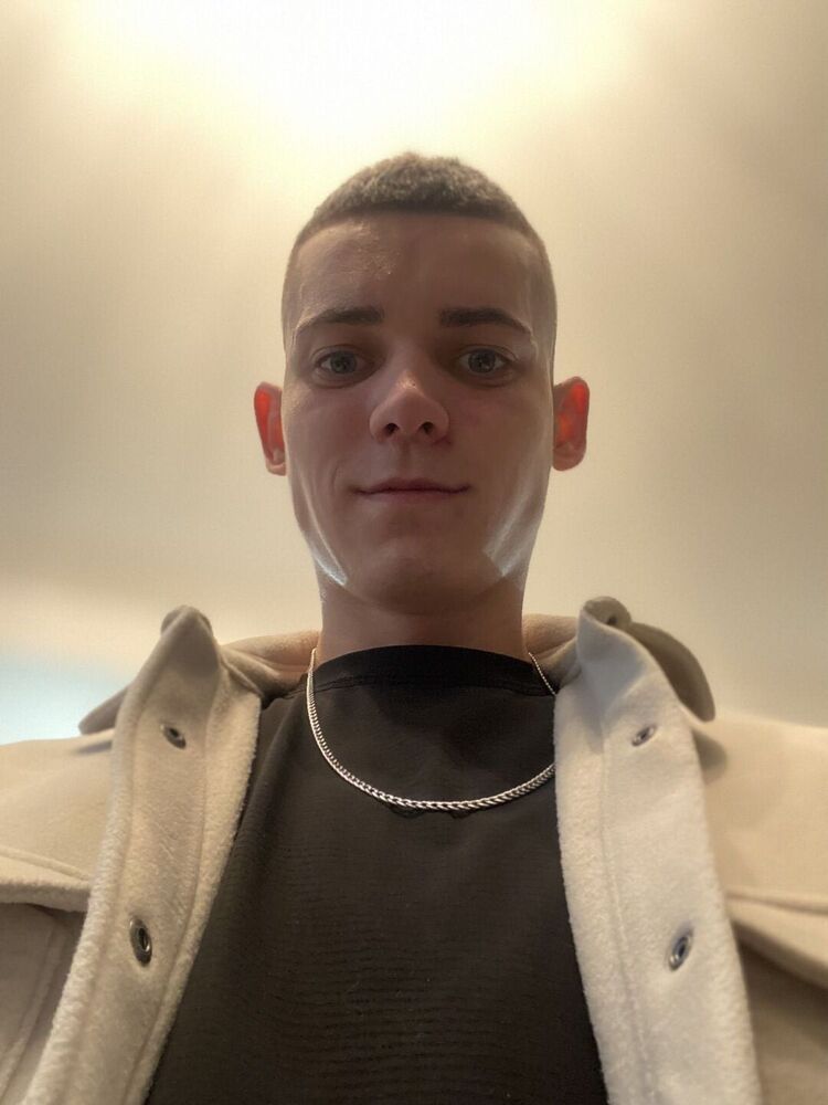  38237289  , 24 ,    
