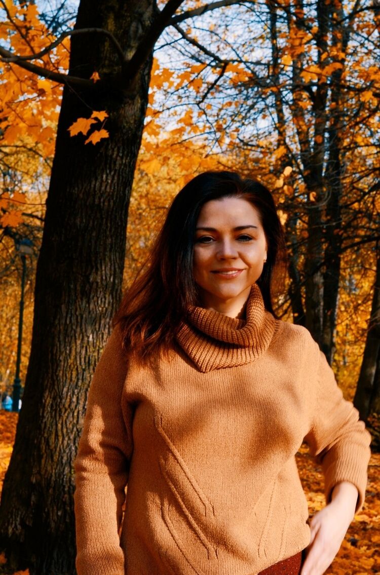  18214379  Lyidmila, 51 ,    -