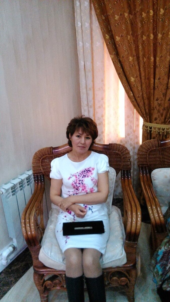  8230109  Bayan, 58 ,    