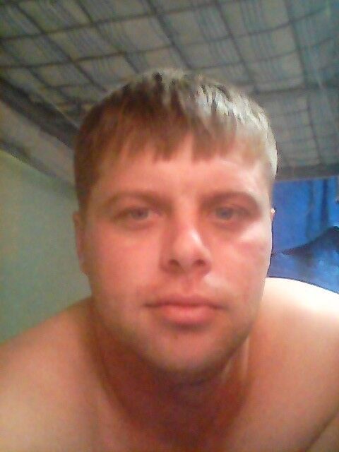  8090559  Roman, 41 ,     