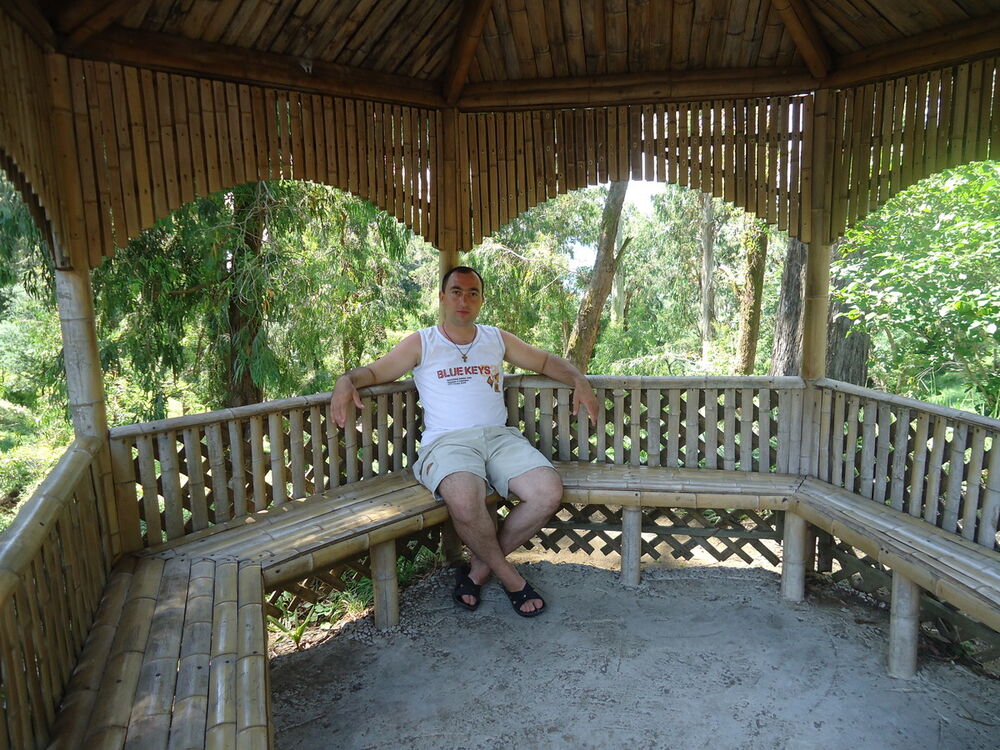  ,   Lazare, 39 ,   
