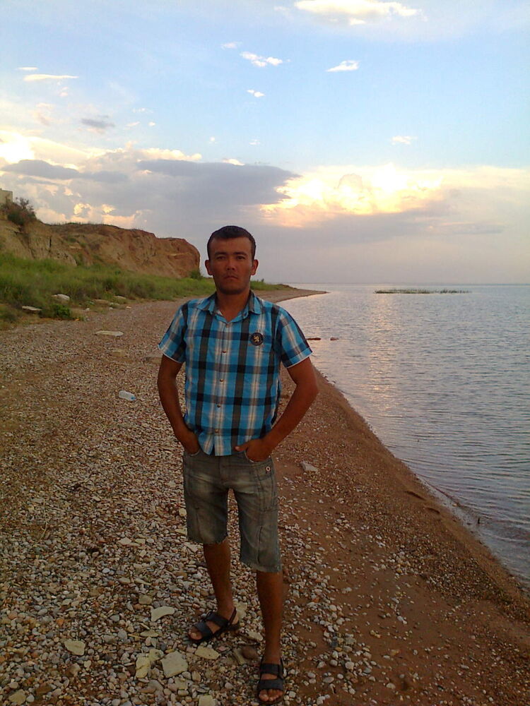  ,   Zarif, 35 ,   ,   