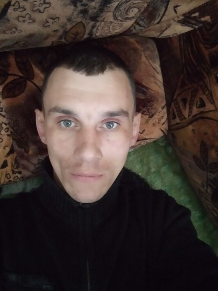  32121729  , 37 ,    