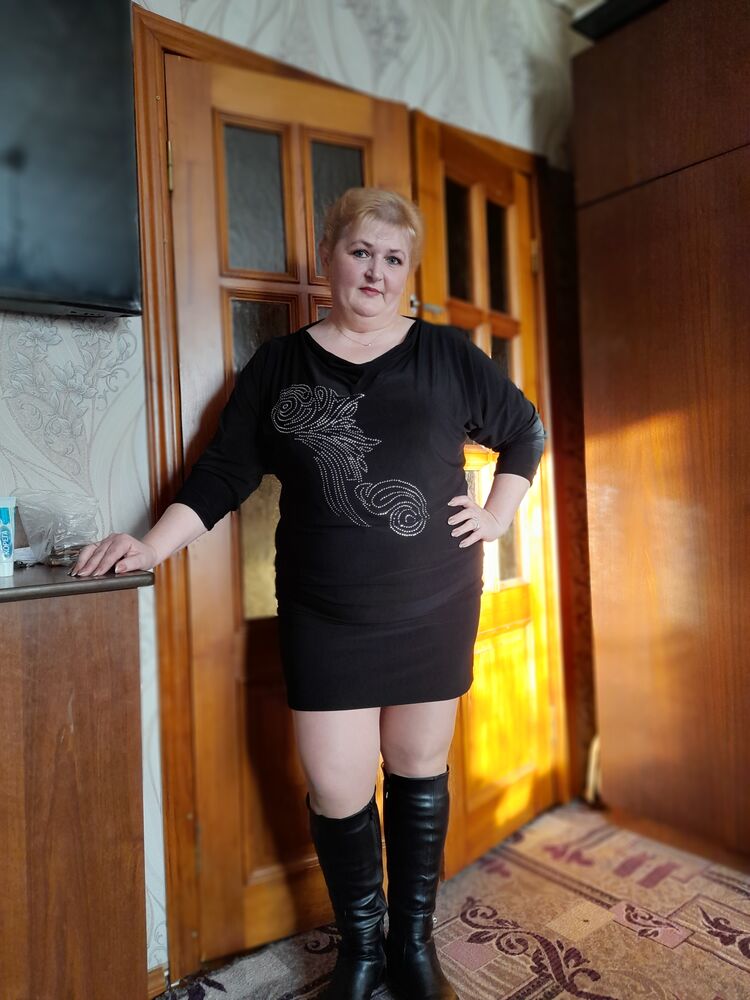  25240049  Lyudmila, 53 ,    