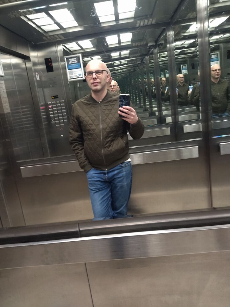 ���� 52387919 ������� ������, 38 ���, ���� ���������� � �����-����������