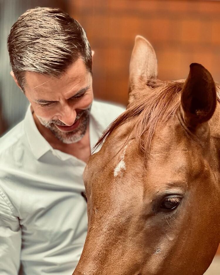 ���� 44864899 ������� ������, 37 ���, ���� ���������� � ����������