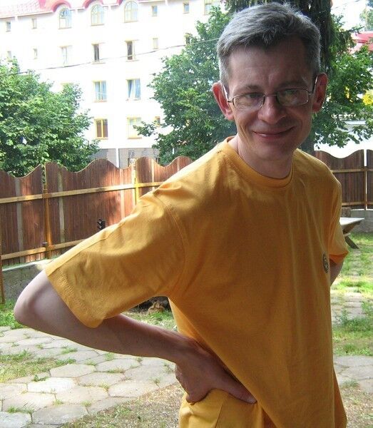  9038679  Andrew, 56 ,    