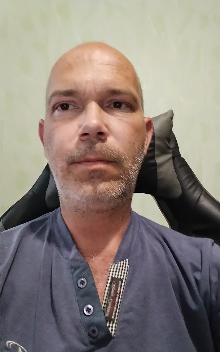  52893359  , 42 ,    