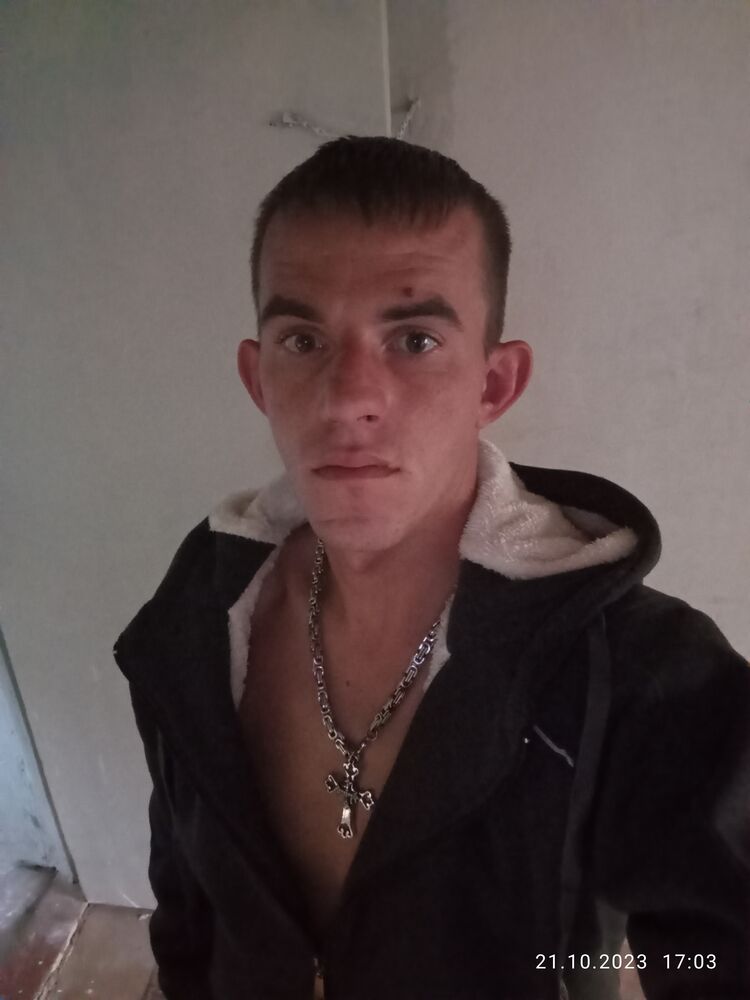  38677429  , 27 ,    
