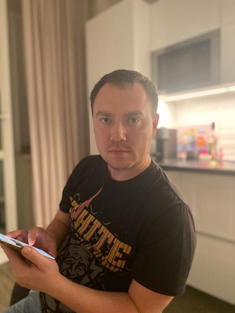 ���� 32969779 ������� DrMartens, 38 ���, ���� ���������� � �����-����������