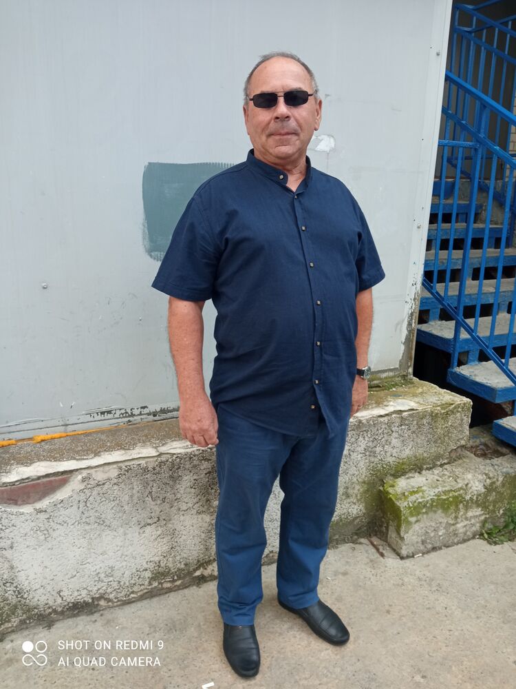  52401219  , 66 ,    --