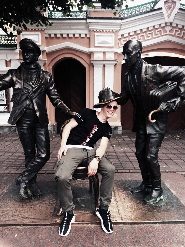 ���������� Pong, ���� ������� ������, 28 ���, ������������ ��� ������, ����� � ���������