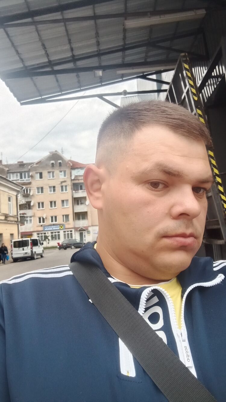  ,   Misha, 37 ,   ,   