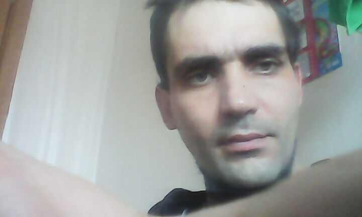  8400659  Dimitri, 42 ,    