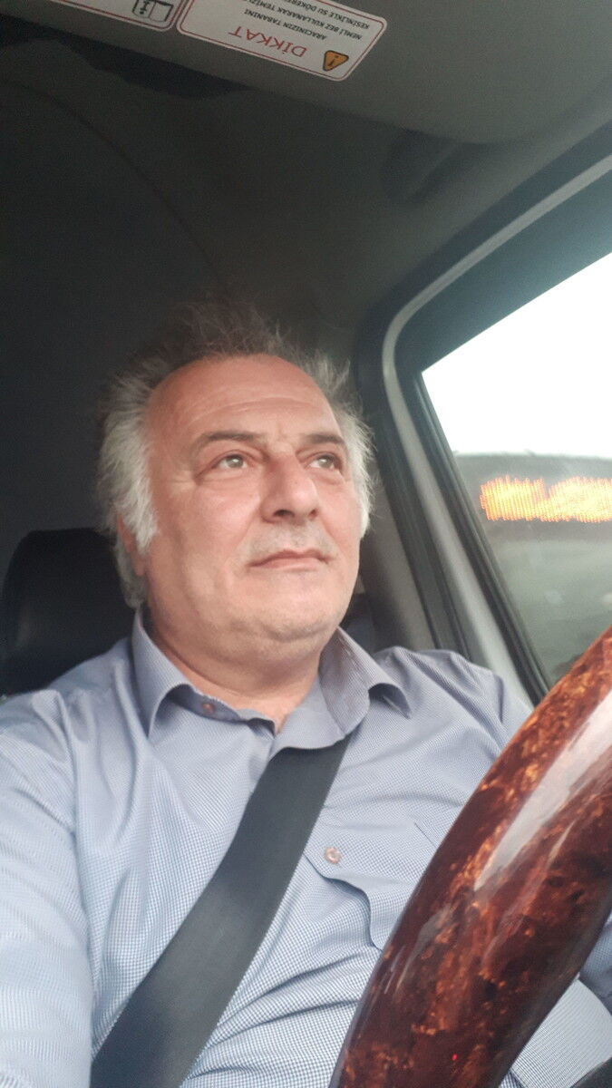  19440339  Resul, 56 ,    