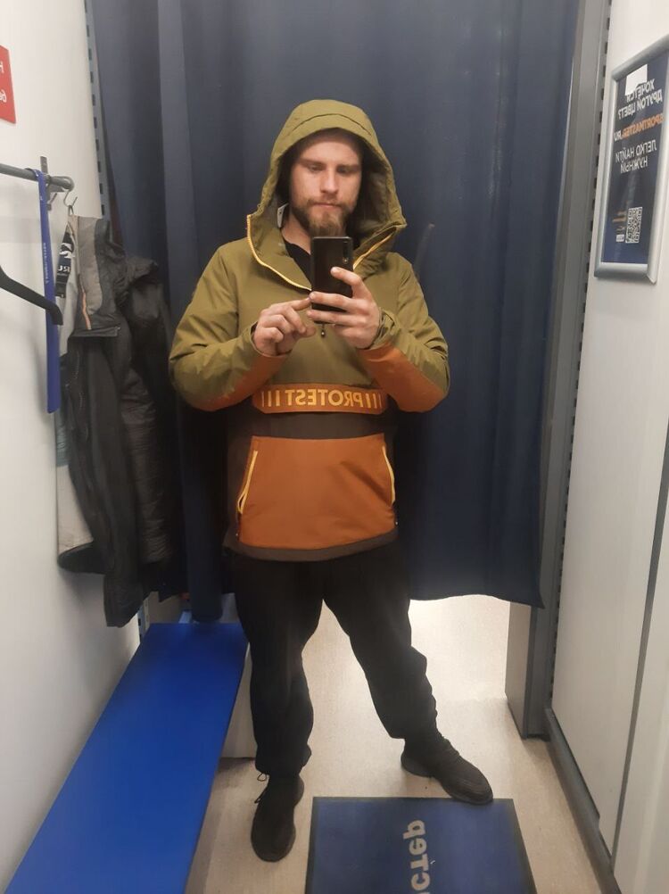  44539329  , 28 ,    