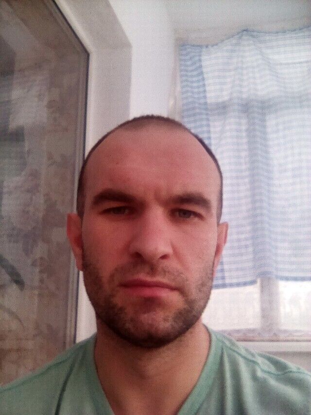  24003199  , 34 ,    -