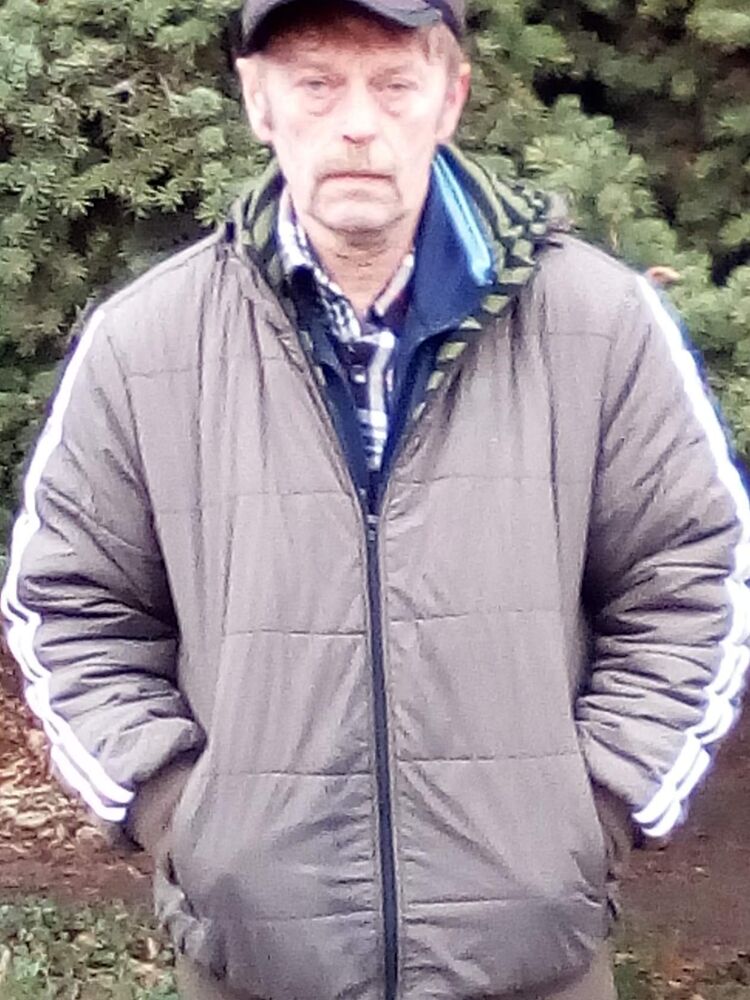  22729759  Vadim, 63 ,    