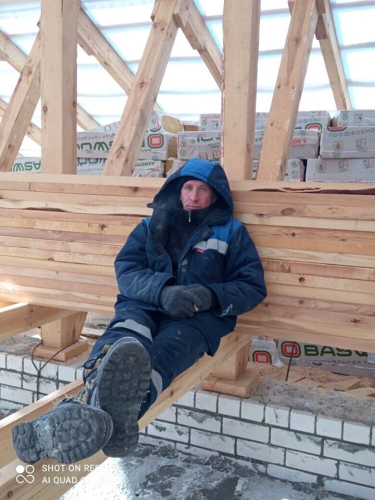  27046109  Sergey, 39 ,    --