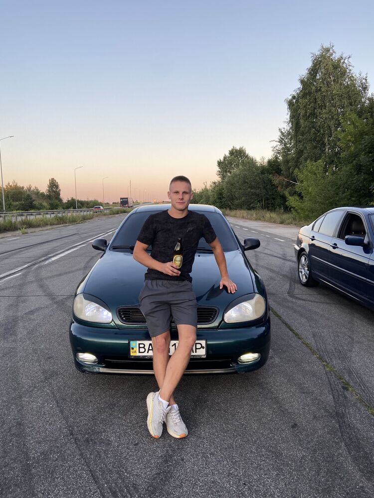  52904049  , 23 ,    Bielsko-Biala