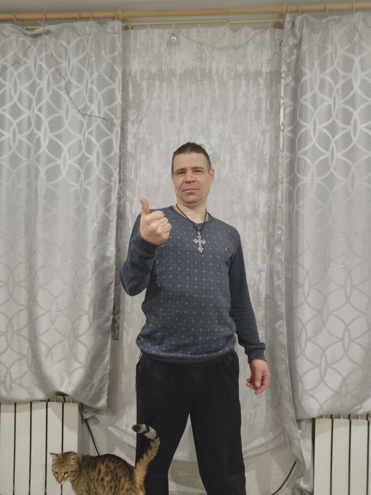  40586619  Veceslav, 40 ,    