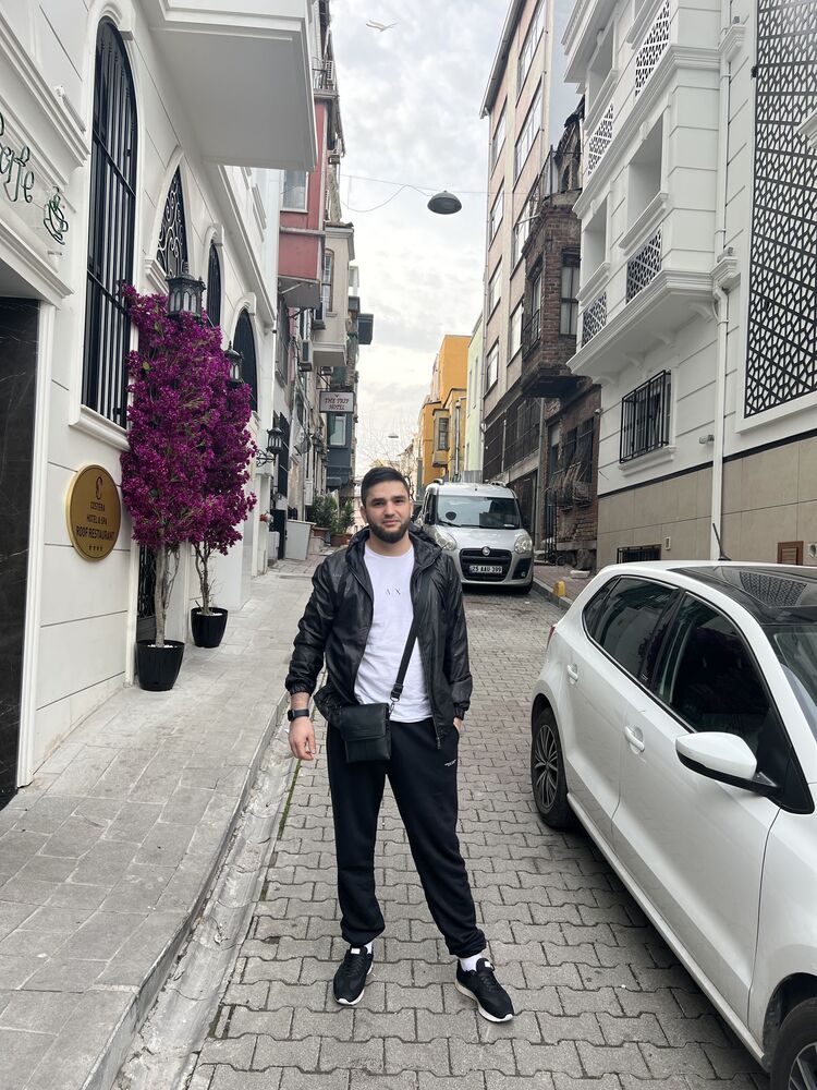 ���� 33091679 ������� Adam, 34 ����, ���� ���������� � ��������