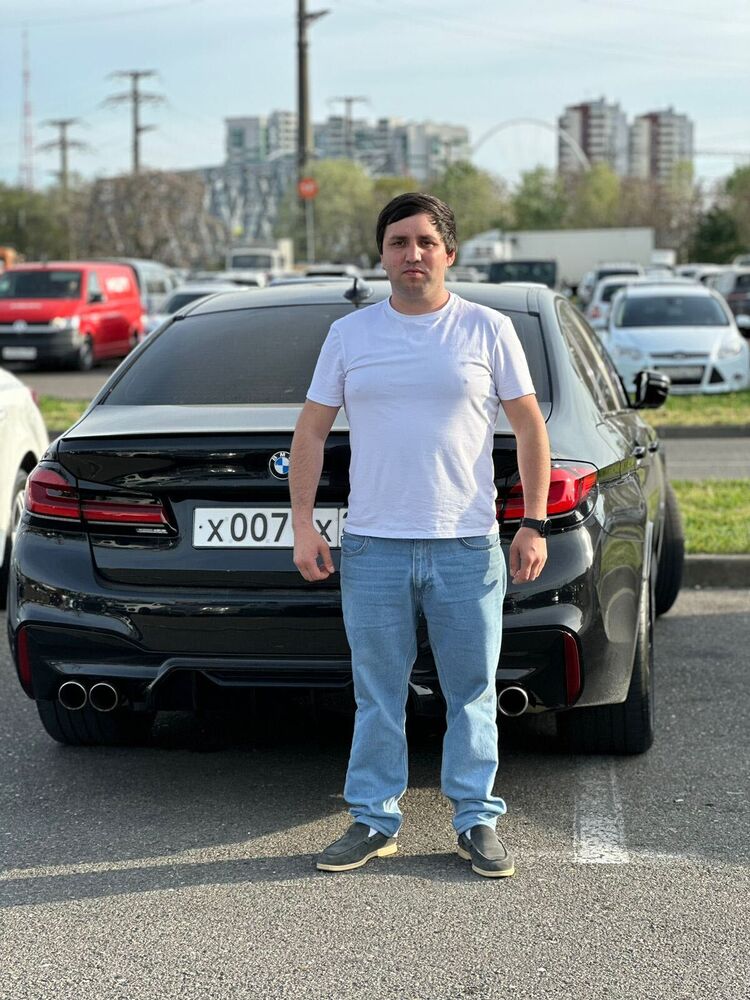 48350959  Alias, 33 ,    