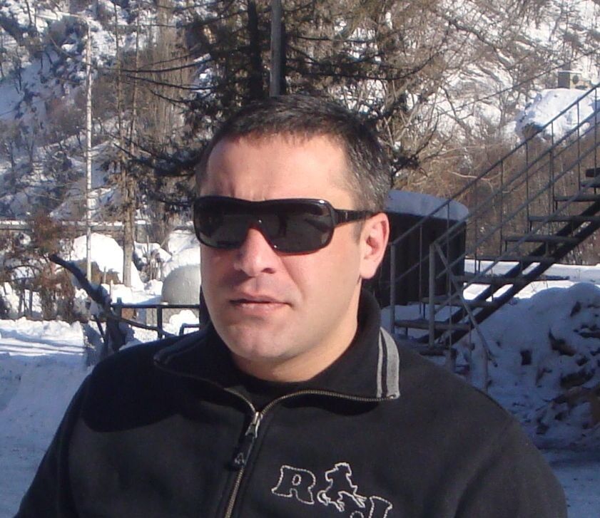  ,   Bas, 45 ,   