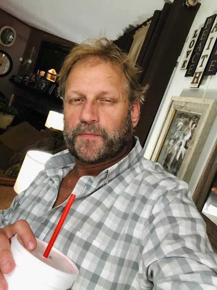  48024639  Mark Dave, 60 ,    