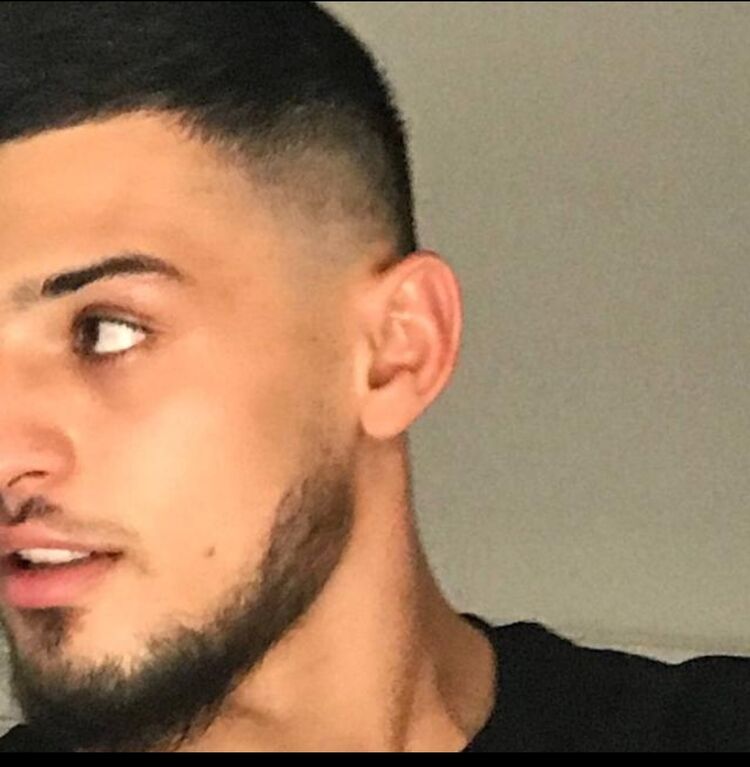  45468009  Akmal, 25 ,    