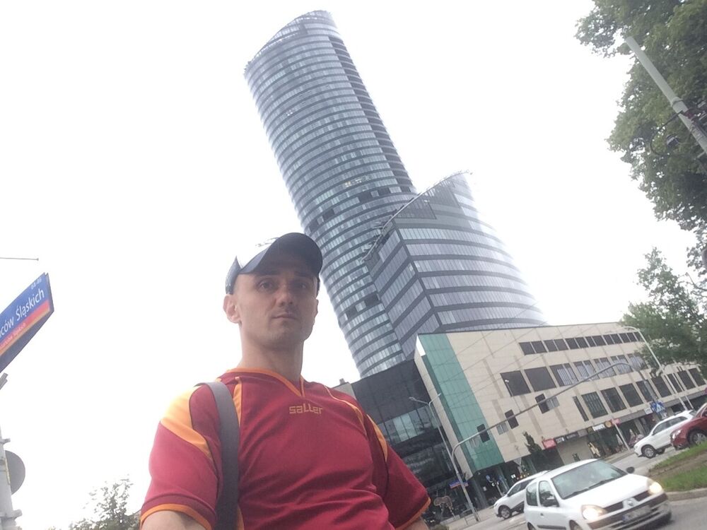  ,   Garik, 44 ,   ,   , c 