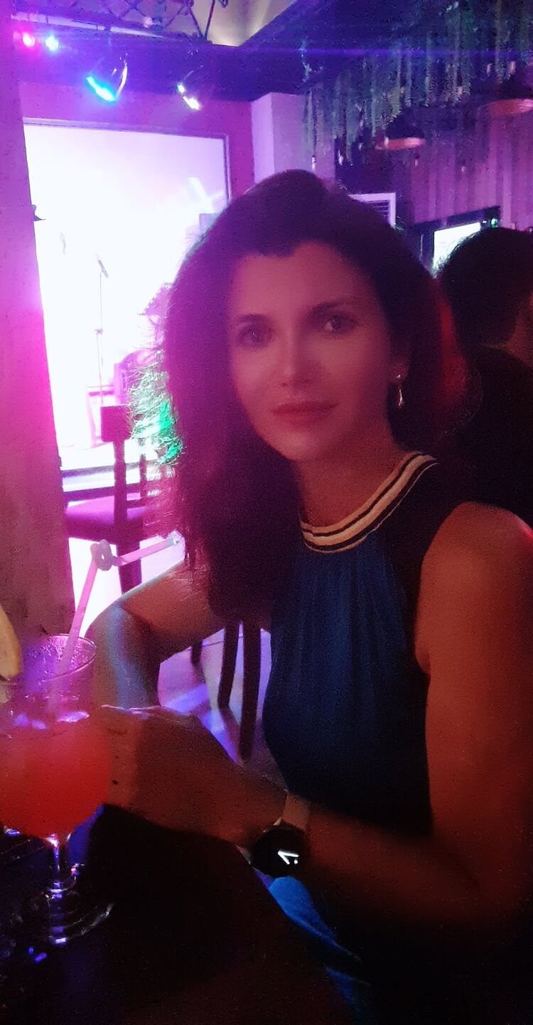  ,   Tina, 45 ,   ,   