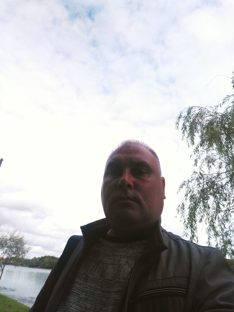  33235369  , 48 ,    