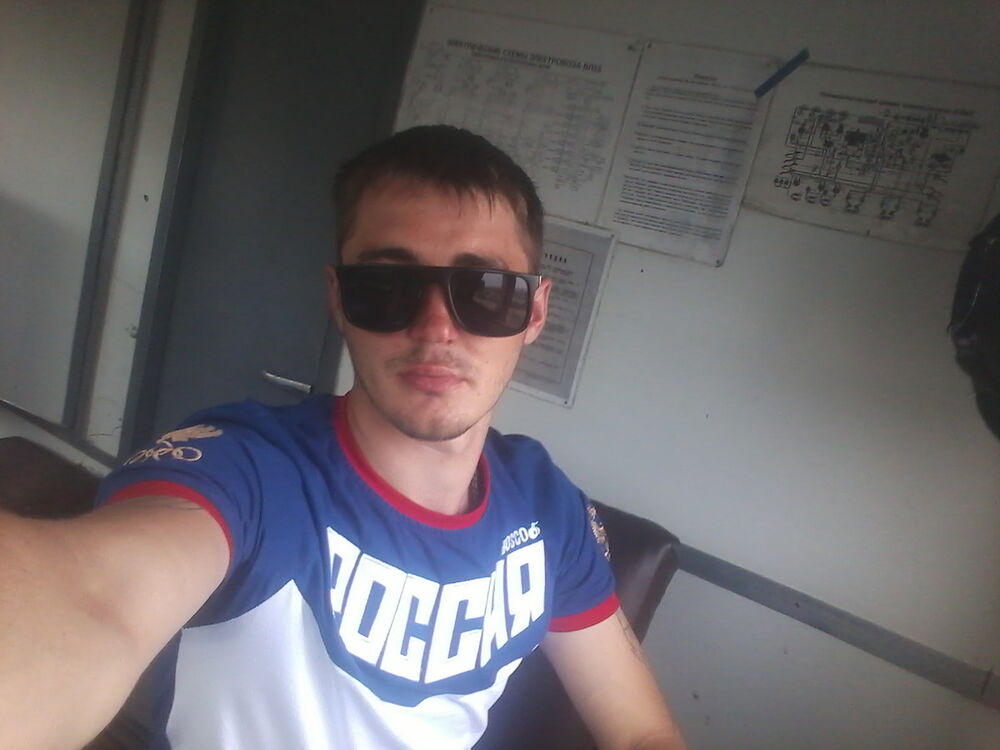  9909689  , 32 ,    