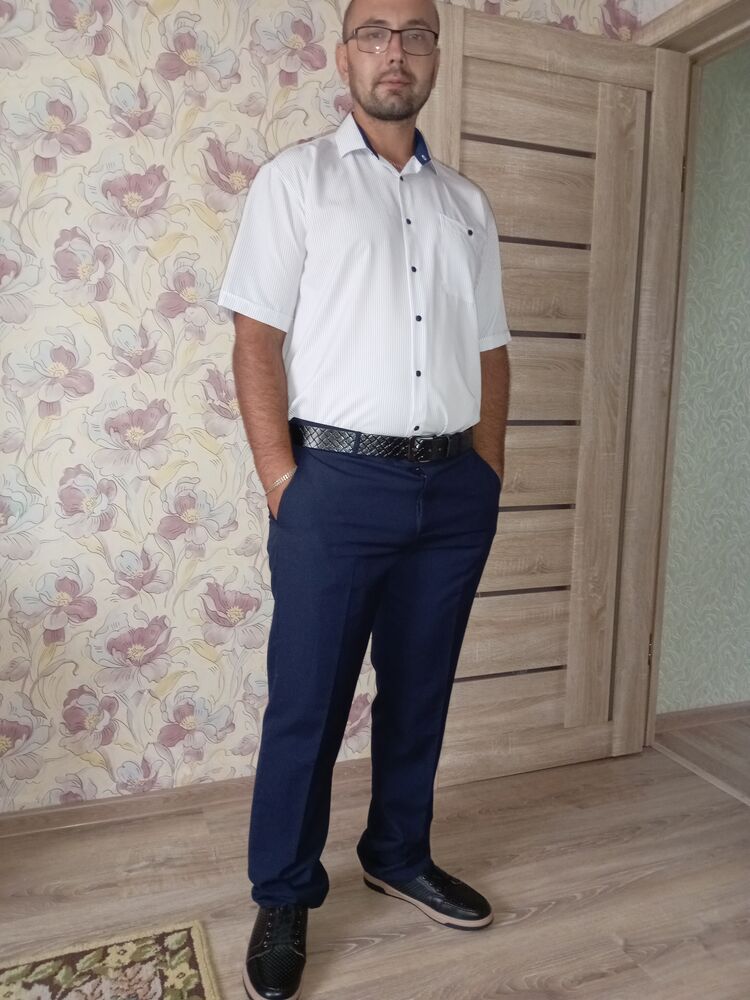 46983729  , 31 ,    