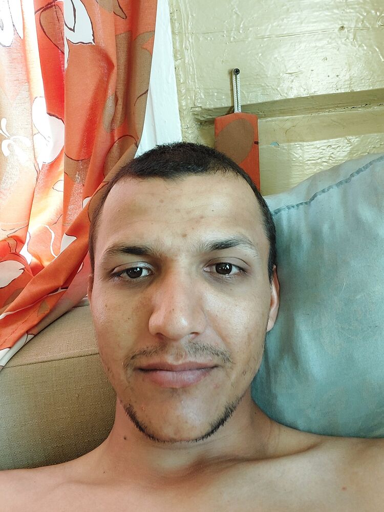  43865489  , 28 ,    