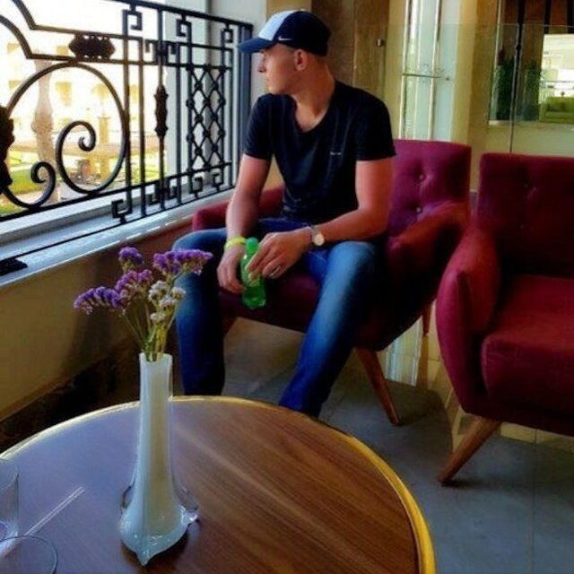  44933319  Yaroslav, 28 ,    