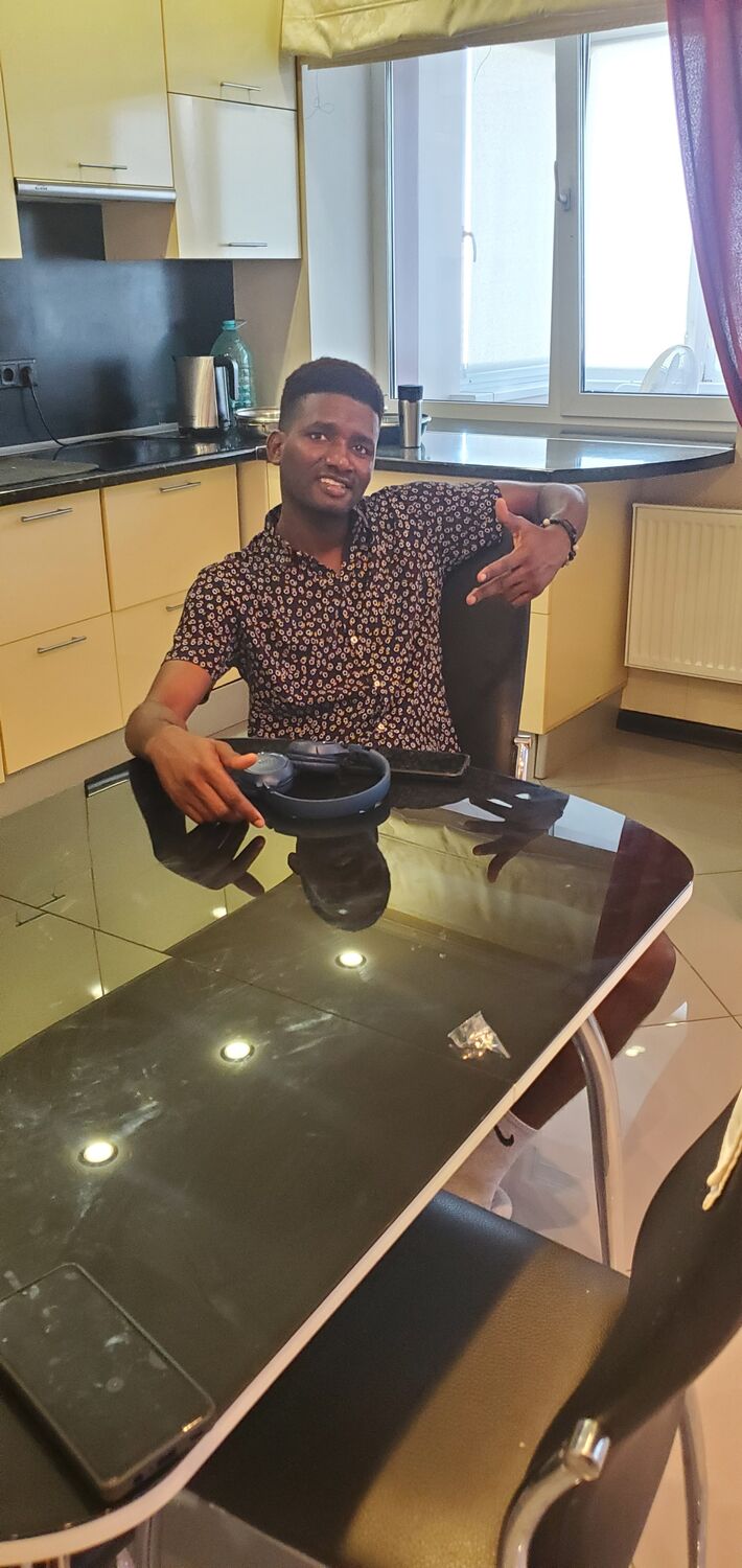 ���� 52946749 ������� ���, 26 ���, ���� ���������� � Bissau