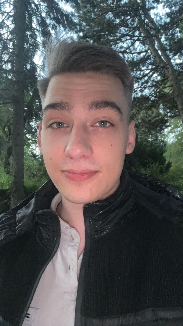  Chemnitz,   Vadim, 23 ,   ,   