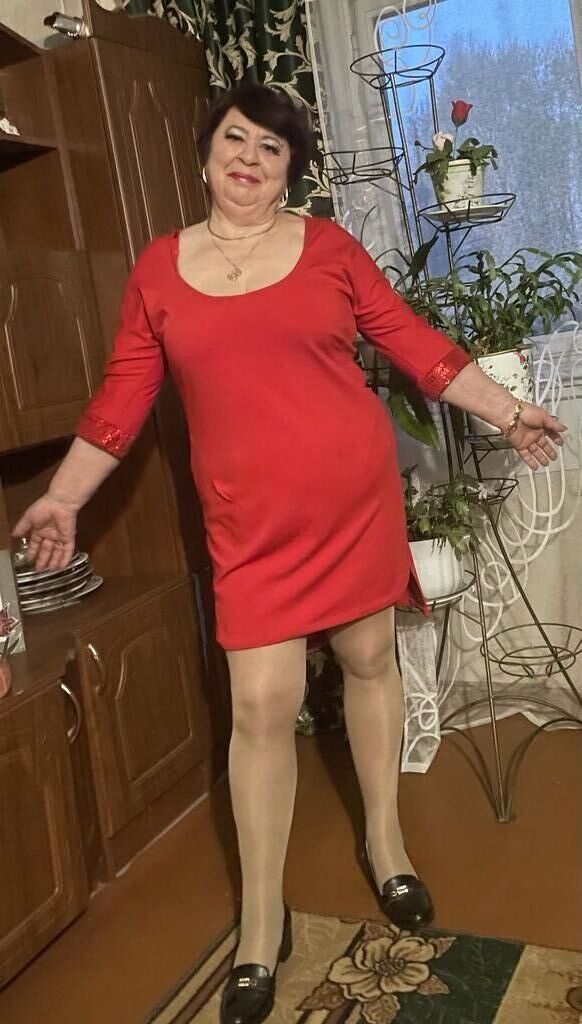  33977659  Galina, 71 ,    