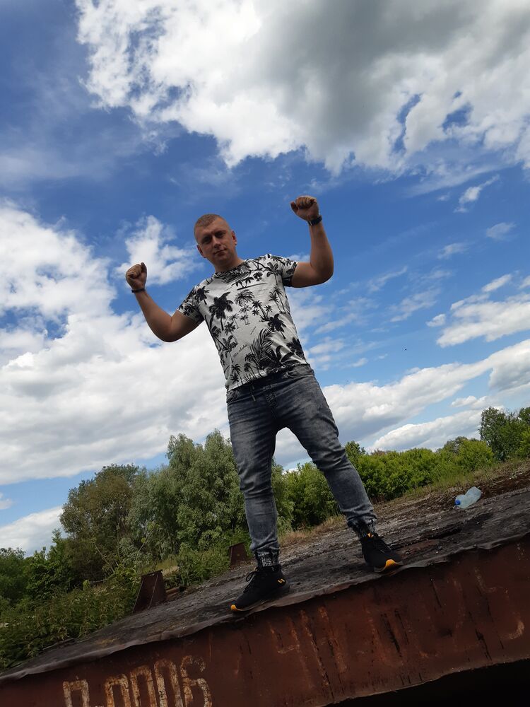 ���� 23363929 ������� Ua, 37 ���, ���� ���������� � �����