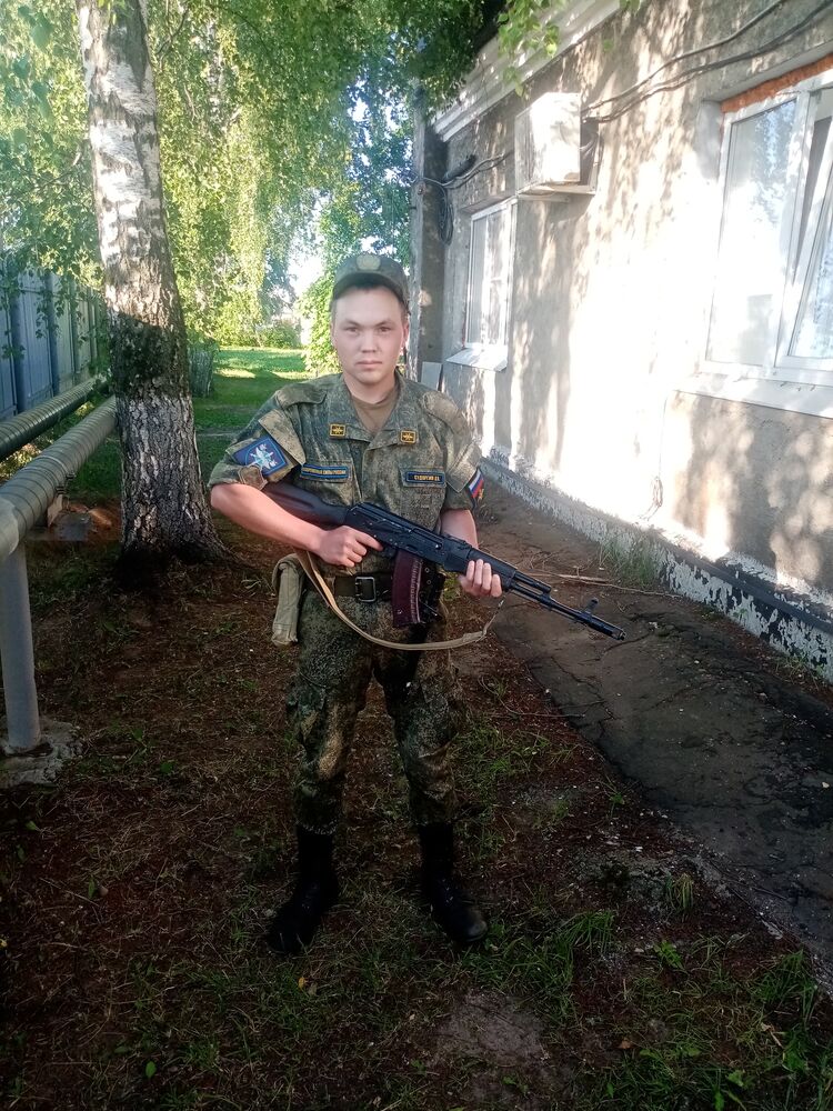  31250039  Dima, 23 ,    