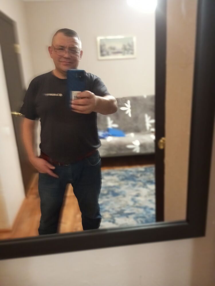  39595709  , 52 ,    
