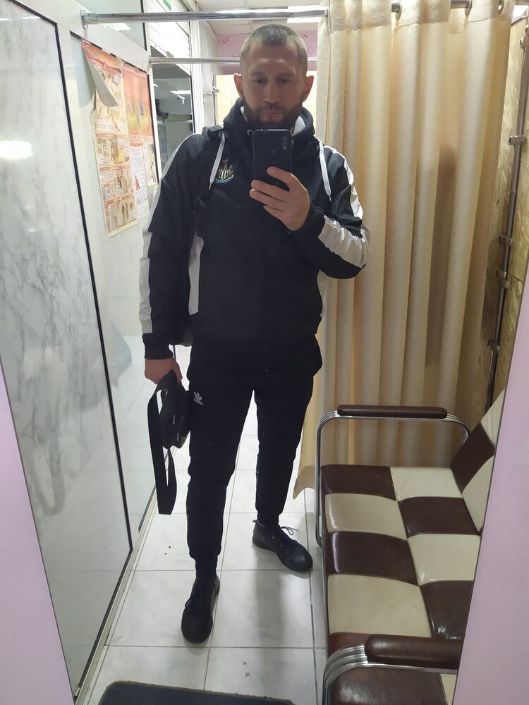  46851859  , 39 ,    