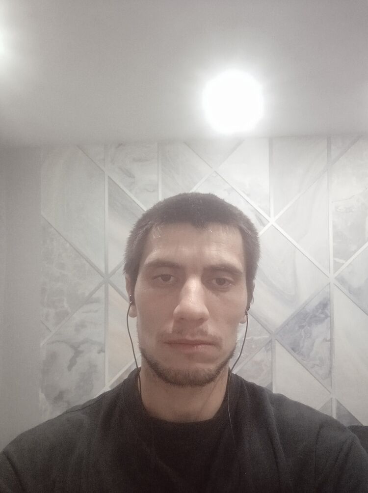  46528929  , 31 ,    