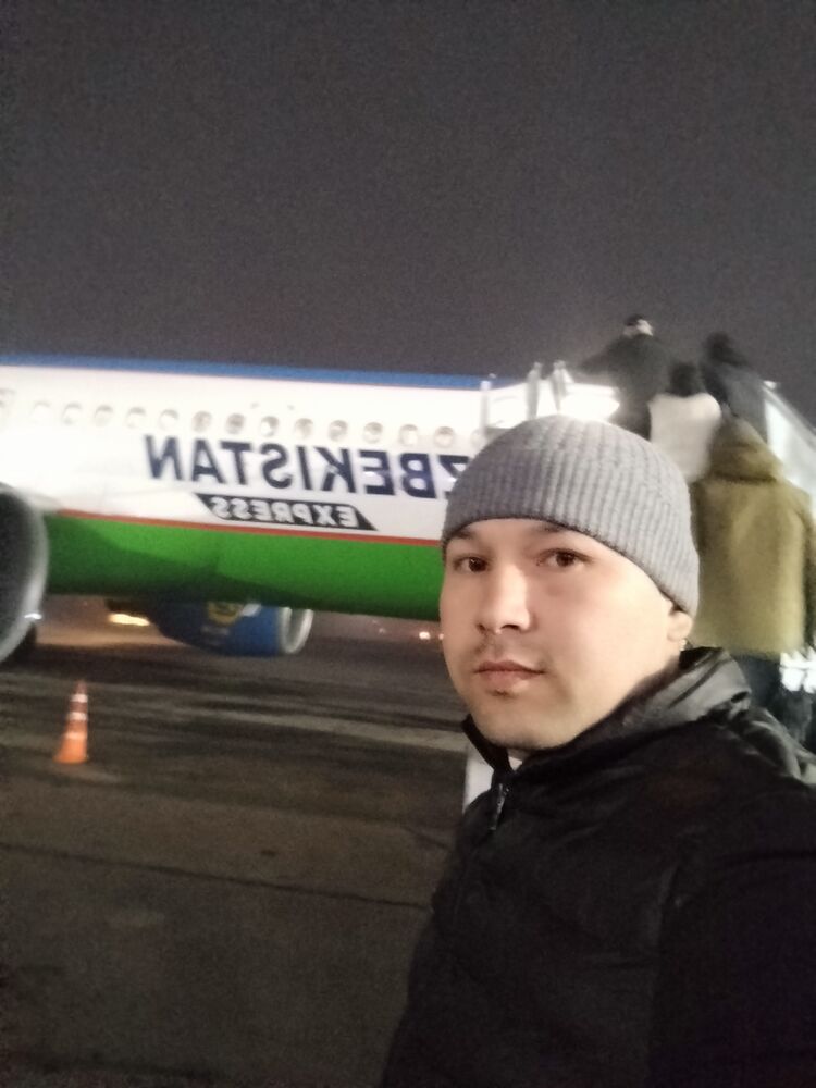  Muscat,   Sanjarbek, 30 ,   ,   