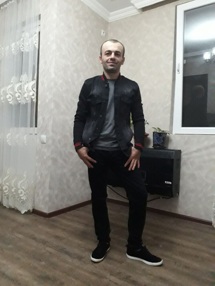  ,   Gela, 35 ,   ,   , c , 